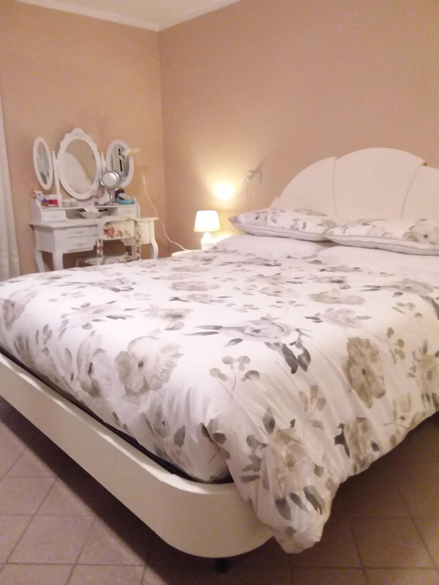 B&B Amy&Julie Badia Polesine Bagian luar foto