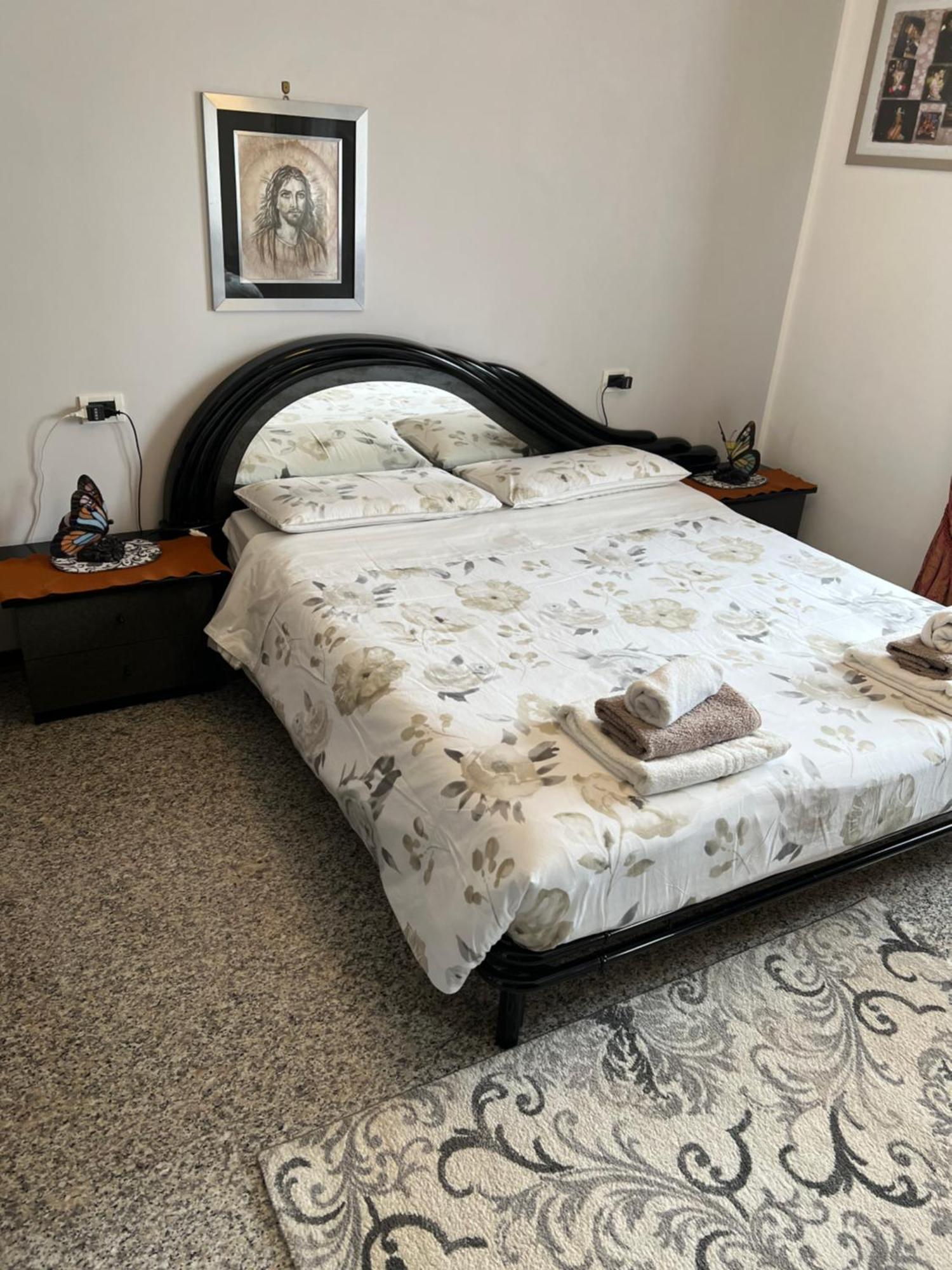 B&B Amy&Julie Badia Polesine Bagian luar foto