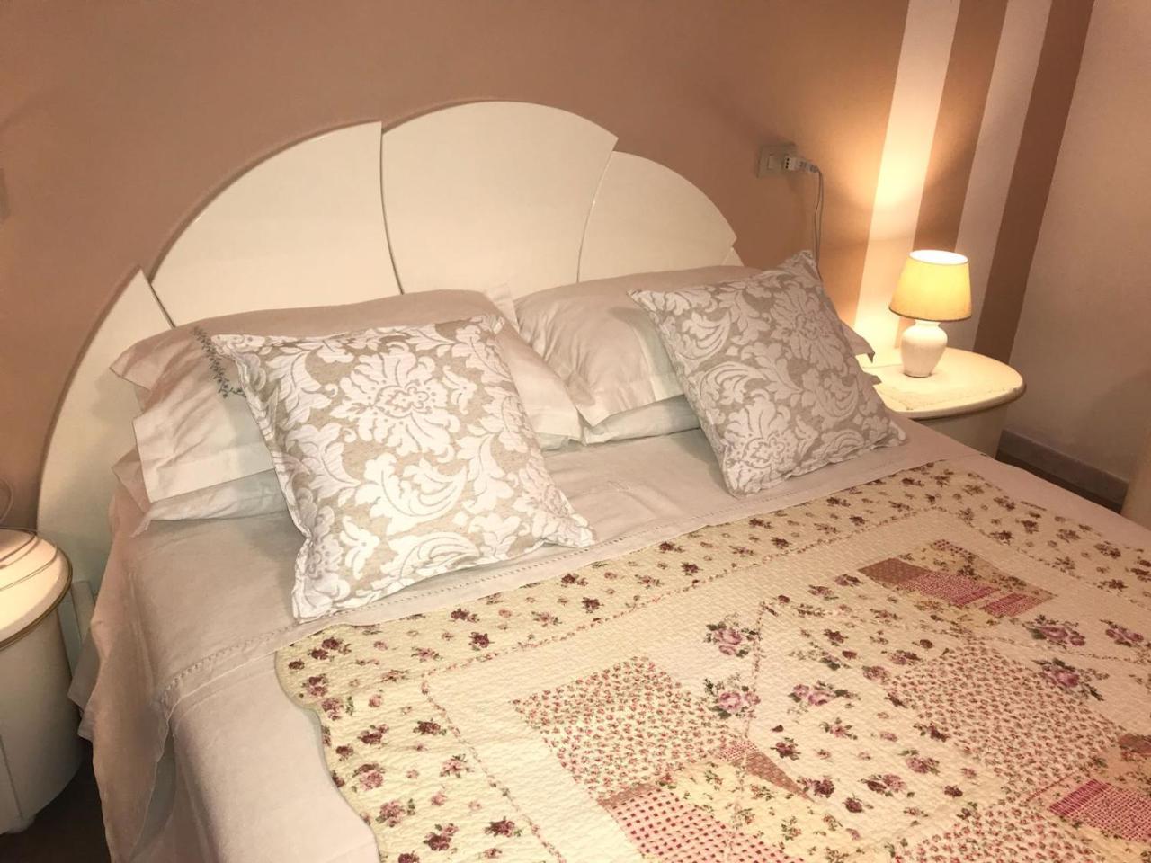 B&B Amy&Julie Badia Polesine Bagian luar foto